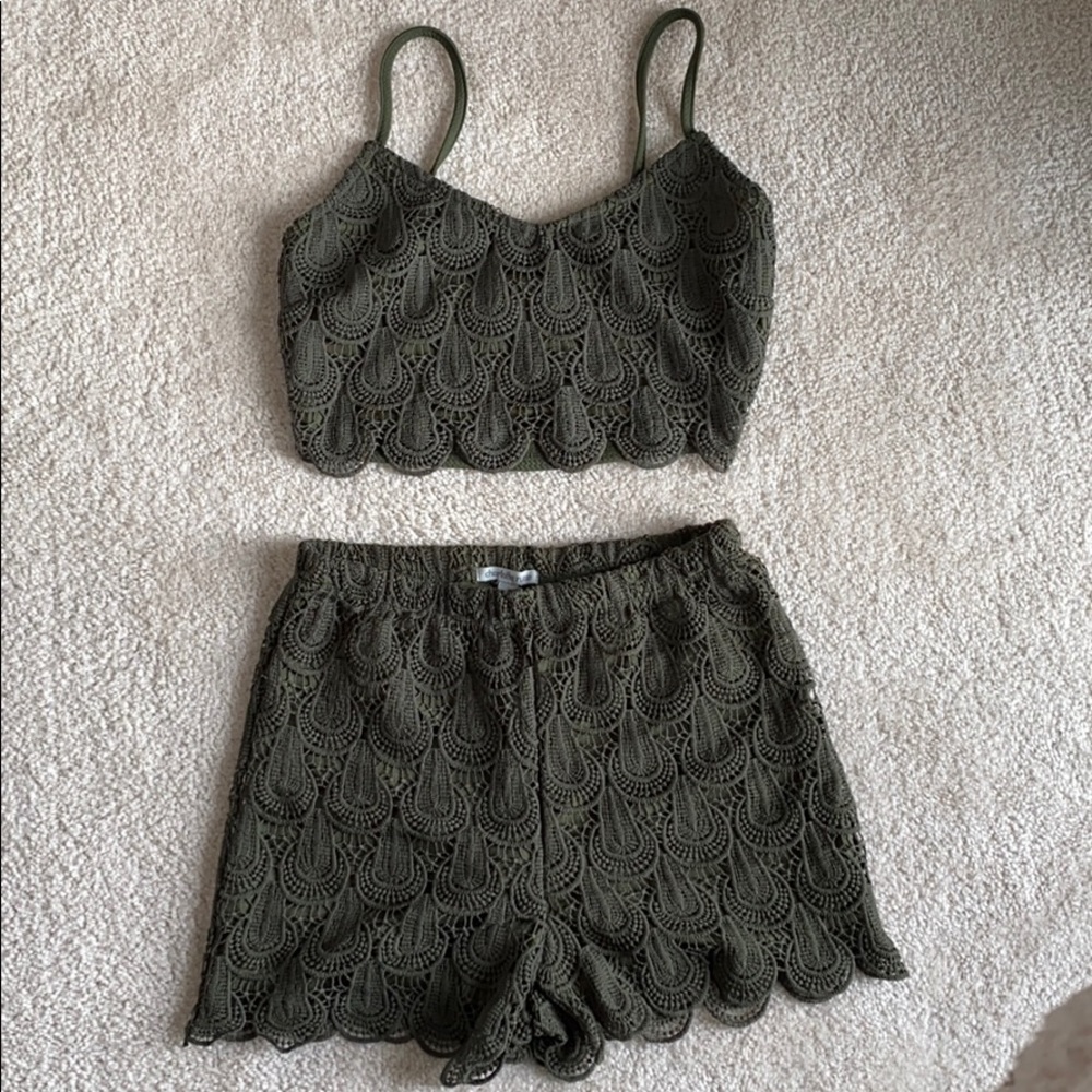 Crochet green 2 piece set